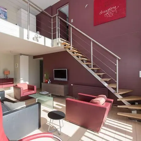 Fantastic Sunny And Modern Corner Apartment In Center Of Knokke * Knokke-Heist